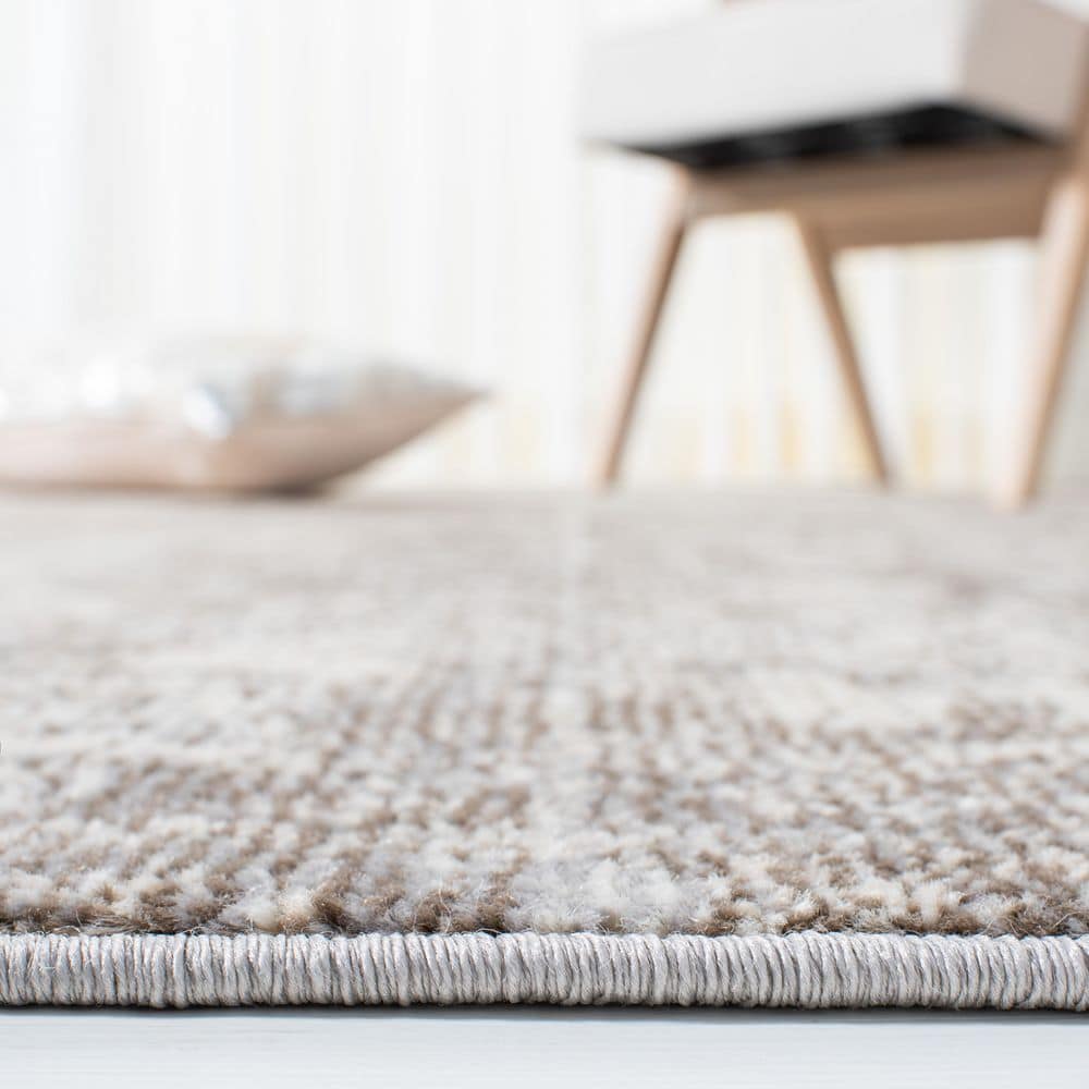 Elegant Metro Modern Gray Synthetic 5'3" x 7'6" Rectangular Rug