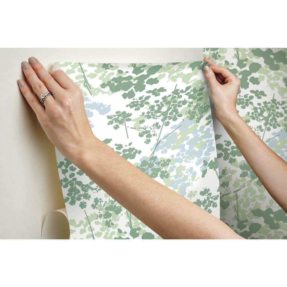 Sutton Blue and White Floral Non-Pasted Wallpaper Roll
