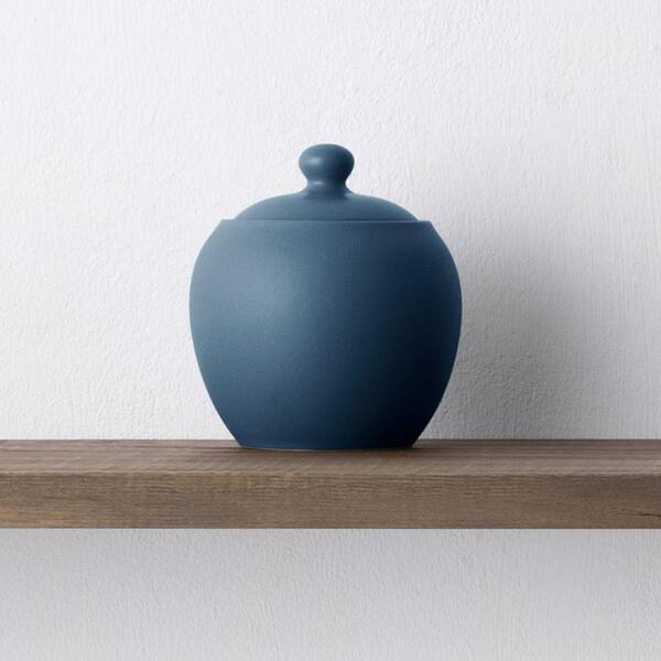 Noritake Color Wave Blue Stoneware Sugar 13 fl. oz. and Creamer 11