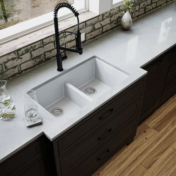 Quartz White 32 in. 50/50 Double Bowl Composite Undermount Kitchen Sink