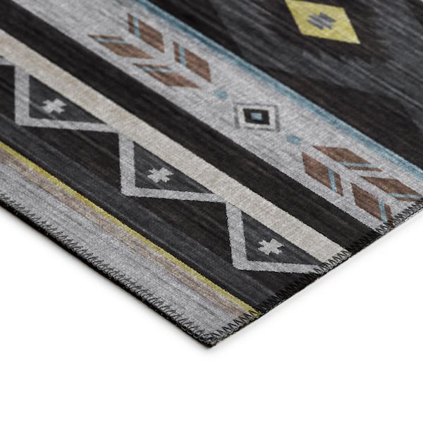 Sonora Black 2 ft. 3 in. x 7 ft. 6 in. Geometric Indoor/Outdoor Area Rug
