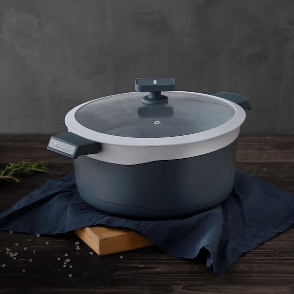 MasterPRO Gastro Ceramic Cast Aluminum 7.5 qt. Dutch Oven with Tempered Glass Lid, Blue