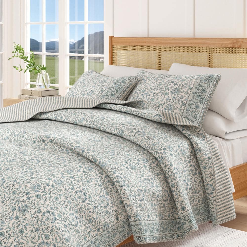 Blue Border Floral Quilt Set With Shams (Twin / Twin XL, Cambridge Garden) price history on PriceWatchPro