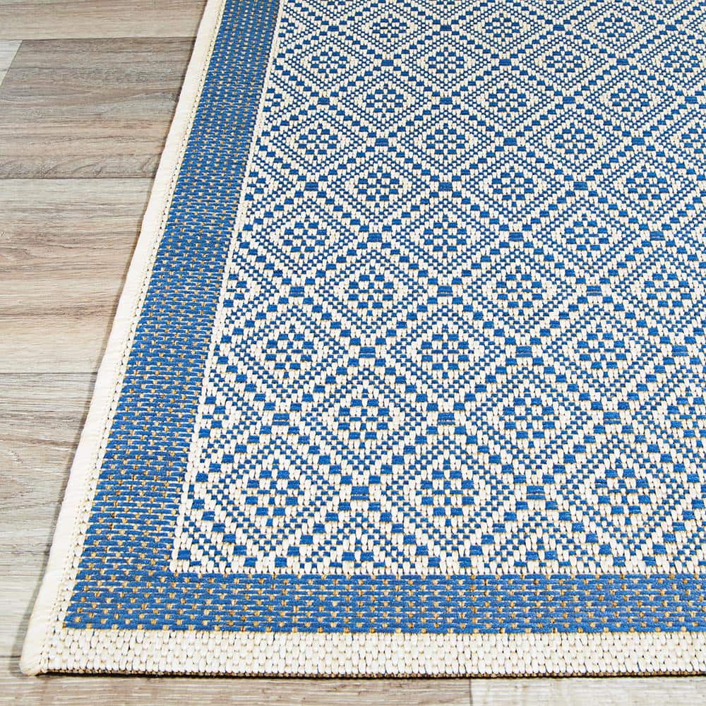 Monaco Sand-Azure 2' x 3'7" Geometric Synthetic Area Rug