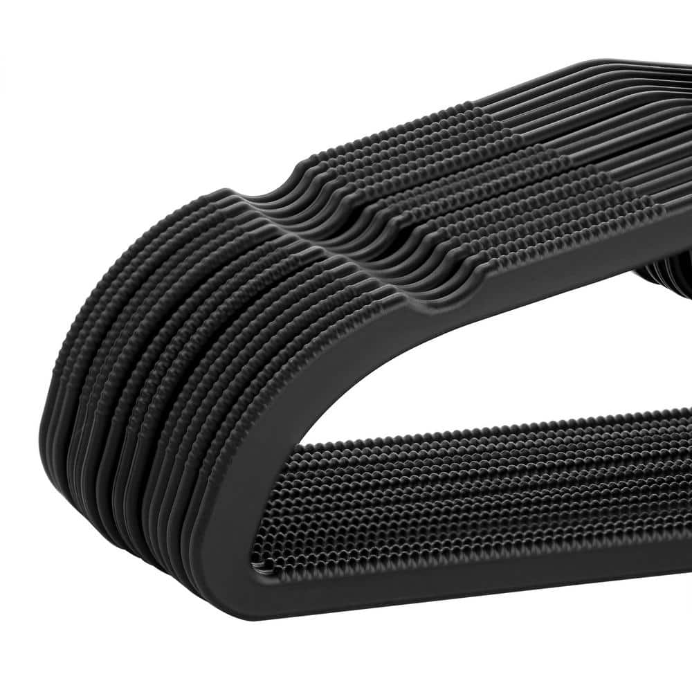 Black Rubber Non-Slip Hanger Set with Swivel Hook, 30 Pieces