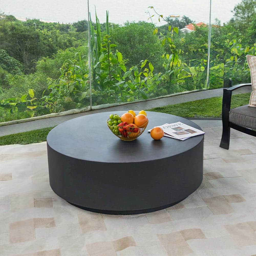 Sol Living Elementi Rome Slate Black Round Concrete 14.2 in. Outdoor Coffee Table FCG07SL1