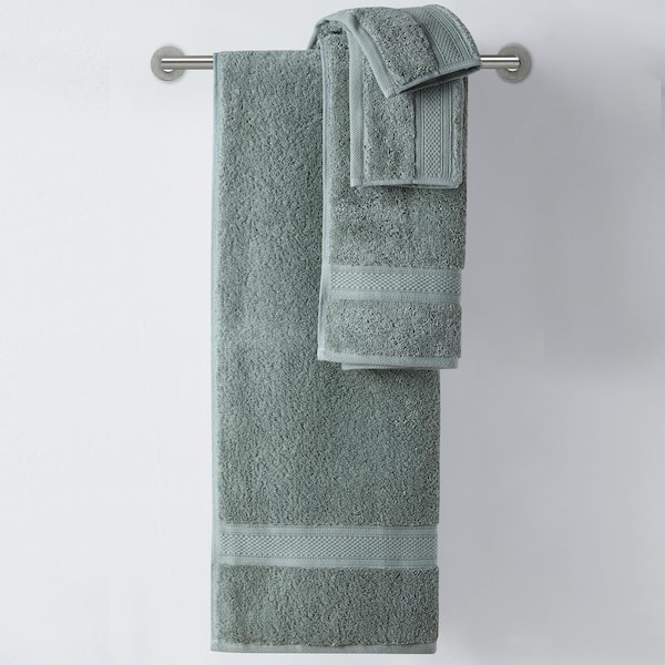 https://images.thdstatic.com/productImages/55b7f2ac-9d60-4fb7-b34e-50fcfa49b26f/svn/jade-green-cannon-bath-towels-msi017893-4f_600.jpg