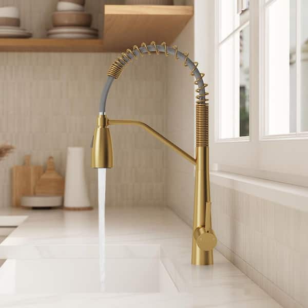 20 in. H Single Handle Pull Down Sprayer Kitchen Faucet 360° Spout Swivel Commercial Faucet in Brushed Gold