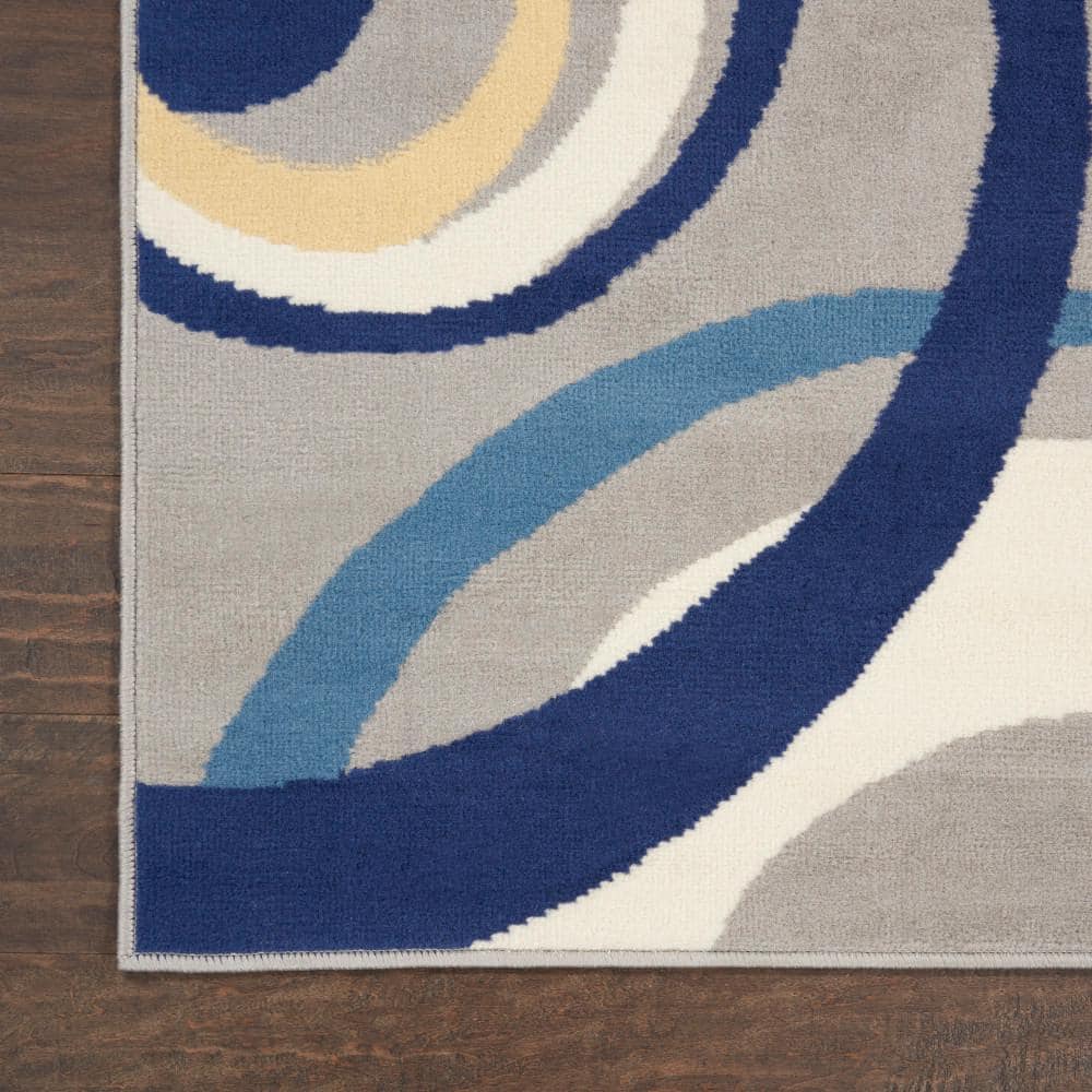 Luxurious Grey Geometric 5' x 7' Synthetic Easy-Care Area Rug
