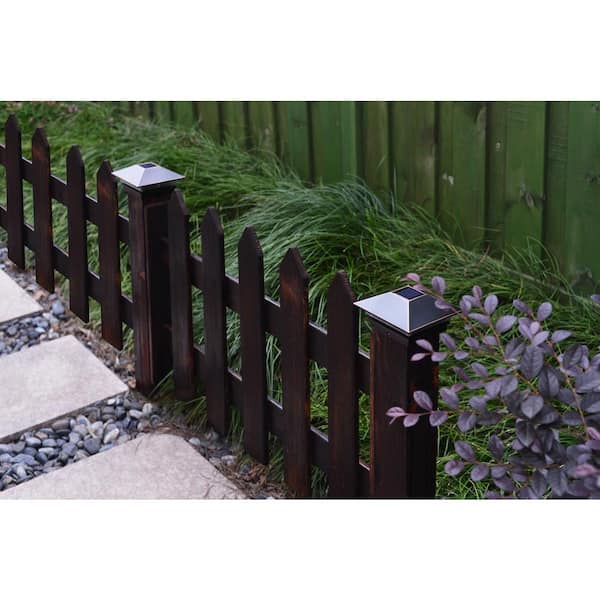 Veranda 4 in. x 4 in. (3.5 x 3.5 Post Size) 3 Lumens Aged Bronze Plated Plastic Solar Post Cap