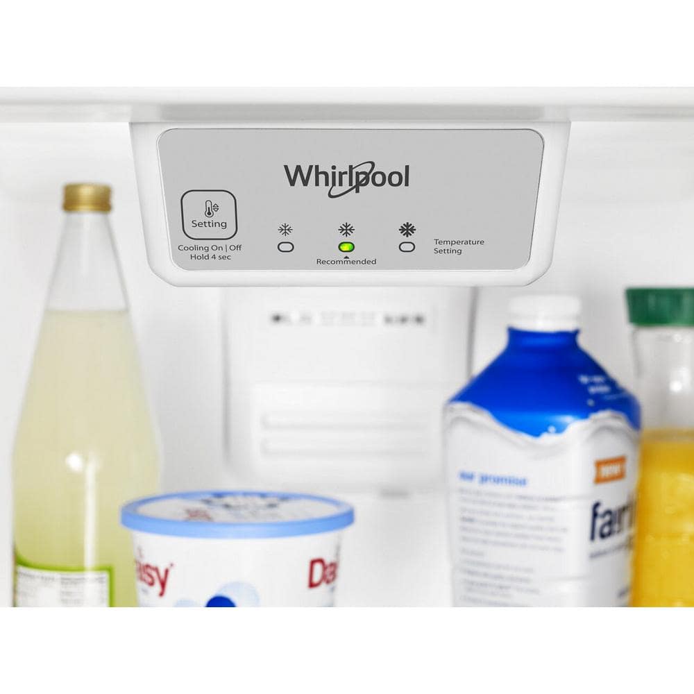 White 20.5 Cu. Ft. Top Freezer Refrigerator with Ice Maker