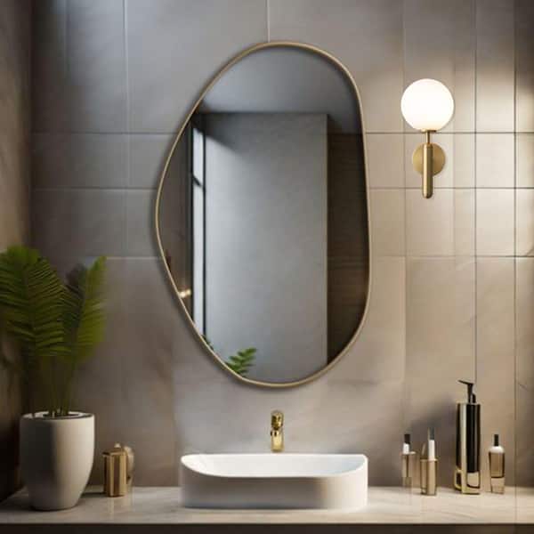 Nimbus 1-Light Brass Wall Sconce with Globle Glass Shade