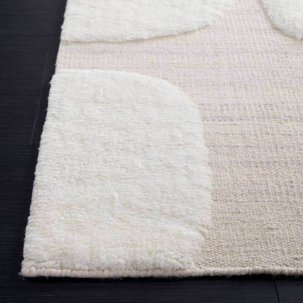 Ivory/Beige Hand-Knotted Wool Geometric Shag Rug, 4'x6'