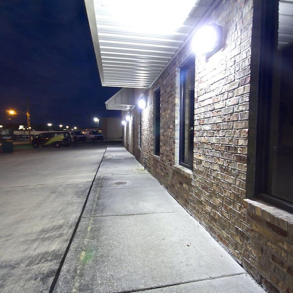 120 Watt Equivalent 15840 Lumen 120° ‎White Dusk to Dawn Integrated LED Flood Light with No Photocell for Parking