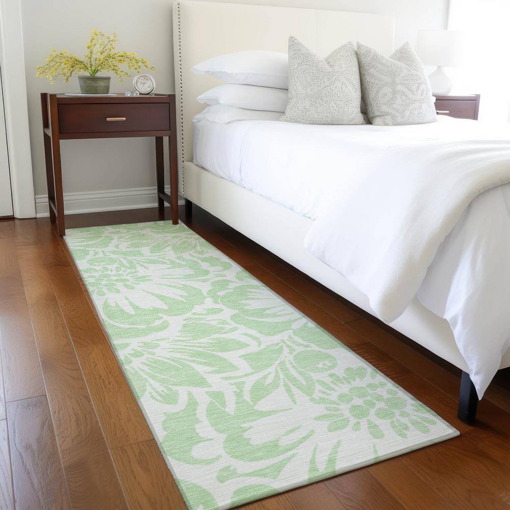 Mint Floral Machine-Washable Indoor Outdoor Runner Rug