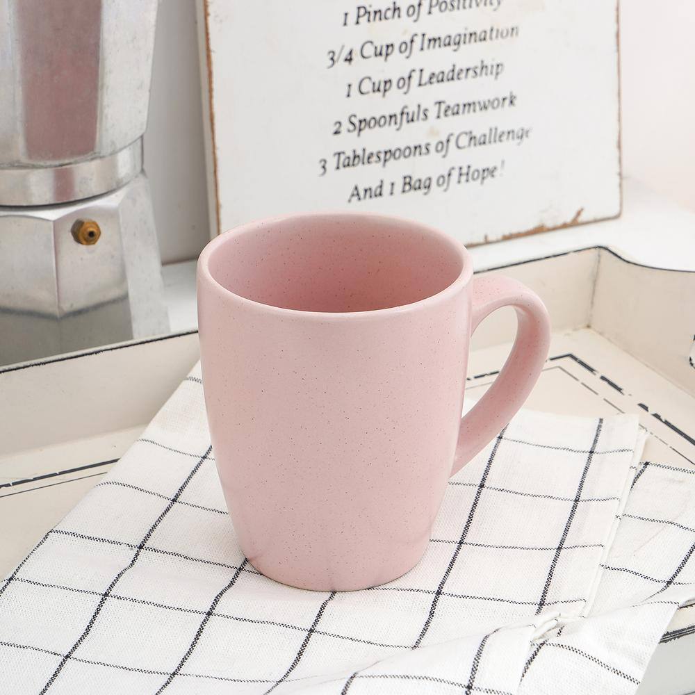 Pink and White Glazed Porcelain 16-Piece Dinnerware Set