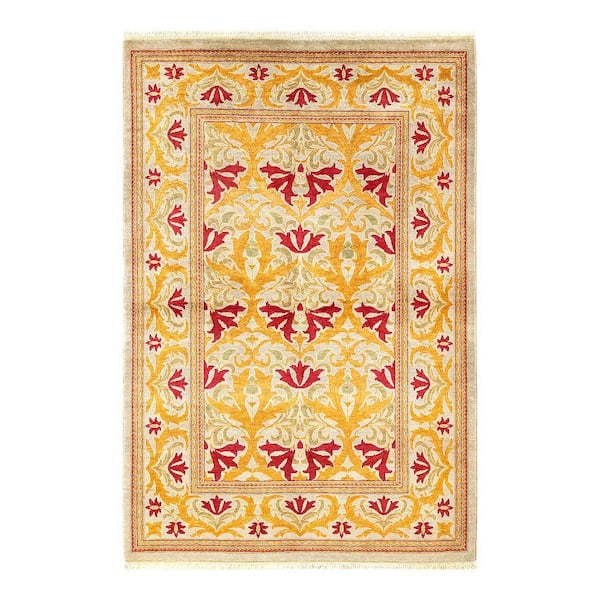 Eclectic Ivory 4 ft. x 6 ft. Floral Wool Indoor Area Rug