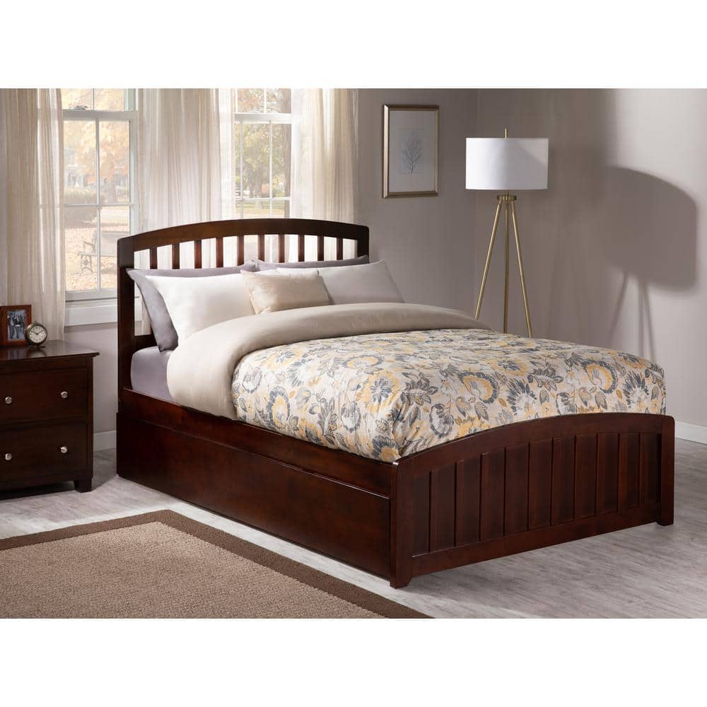 Richmond Mission-Shaker Full Bed with Urban Trundle in Walnut