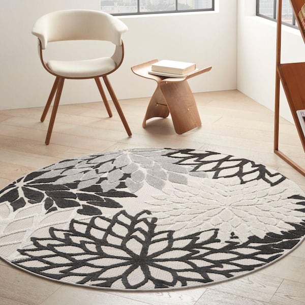 Aloha Contemporary Black White 5 ft. Round Floral Indoor/Outdoor Patio Area Rug
