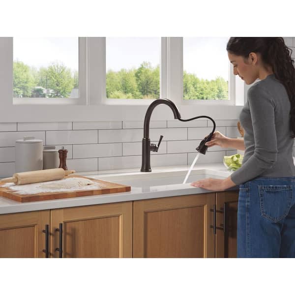 Eldridge Venetian Bronze 16.81 in. H Pull Down Sprayer Kitchen Faucet with 360 Degree Spout Swivel