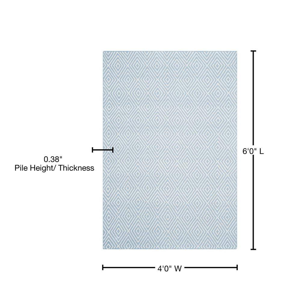 Handmade Light Blue and Ivory Wool Area Rug 4' x 6'