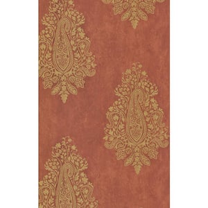 Mehndi Tawny Paisley Paper Strippable Roll Wallpaper (Covers 56.4 sq. ft.)
