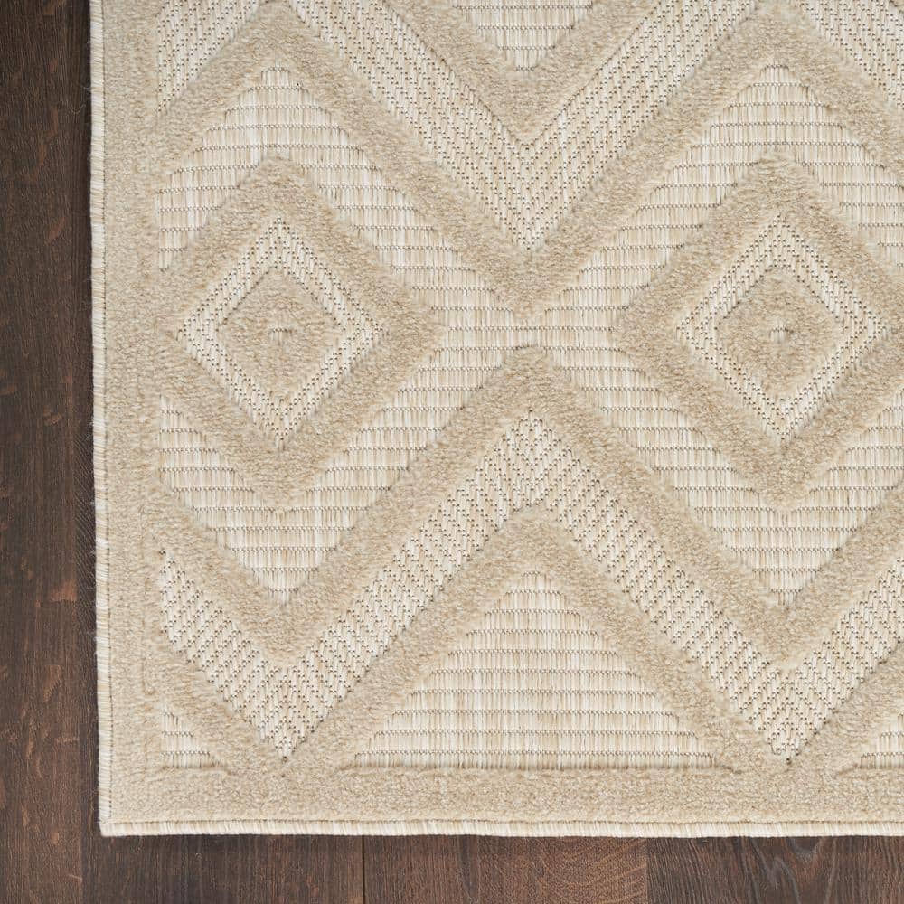 Cream Diamond Pattern 10' x 14' Synthetic Flatweave Area Rug