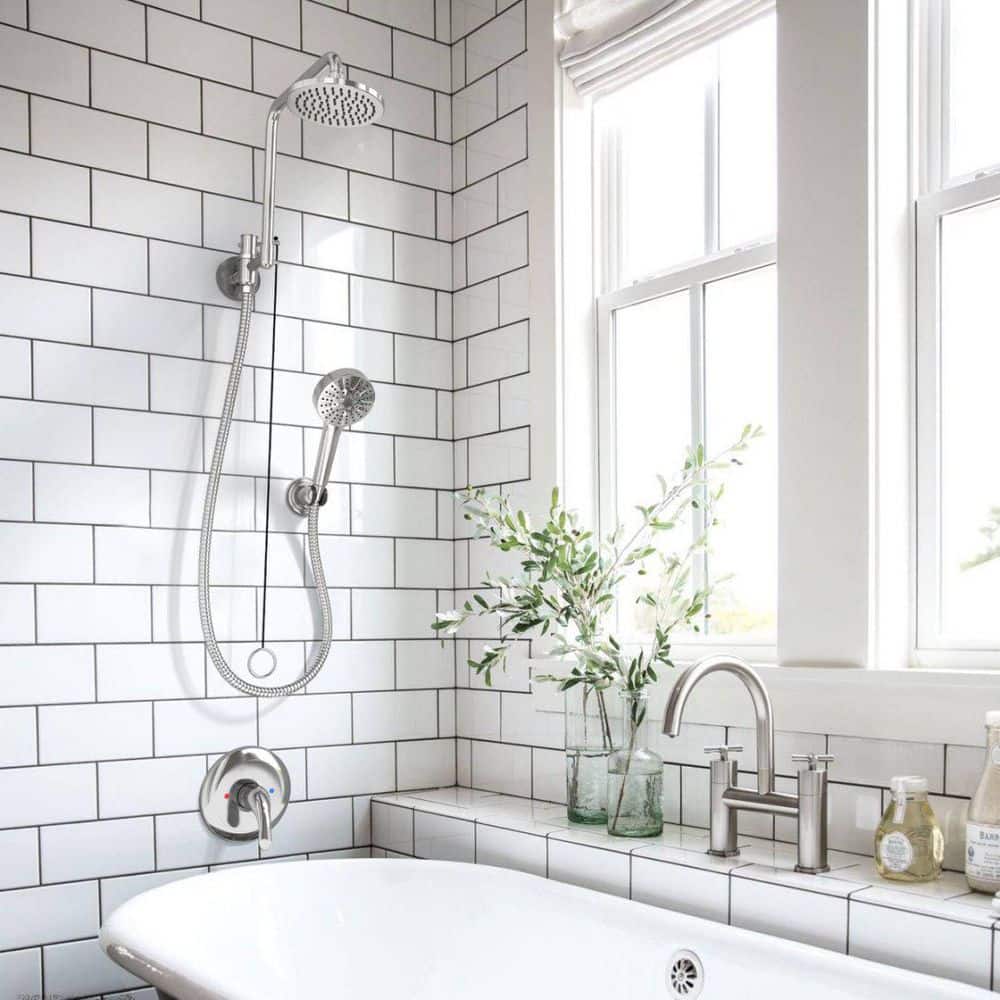 Single Handle 2-Spray Patterns 2 Showerheads Shower Faucet Set 2.5 GPM with