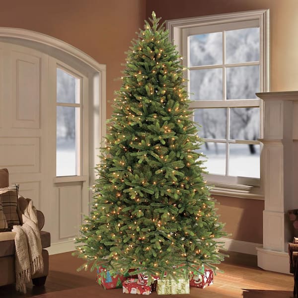 Puleo International 7.5 ft. Pre-Lit Frasier Fir Premium Artificial Christmas Tree with 800 Clear Lights