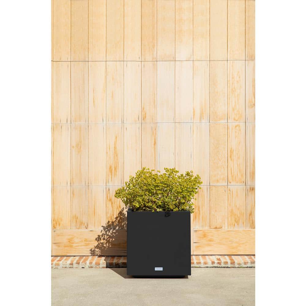 Veradek Black Recycled Plastic Cube Planter 18"