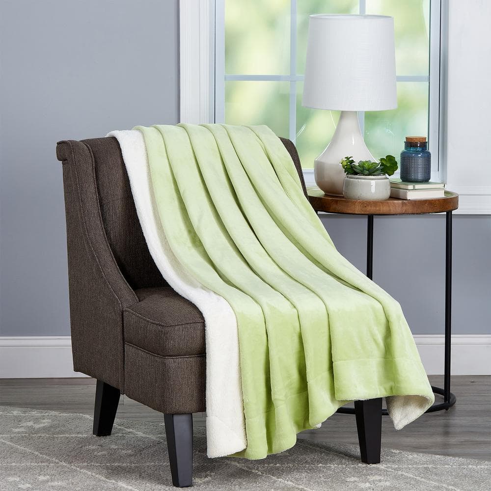 Lavish Home Aloe Green and White Throw Blanket 66HD-Throw008 - The