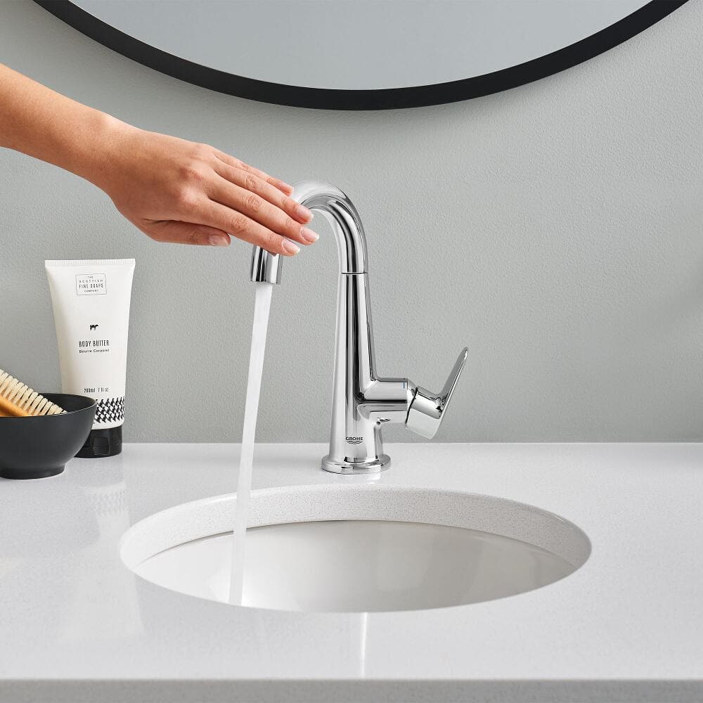 Polished Chrome Single-Handle Bathroom Faucet with High Arch Gooseneck Spout