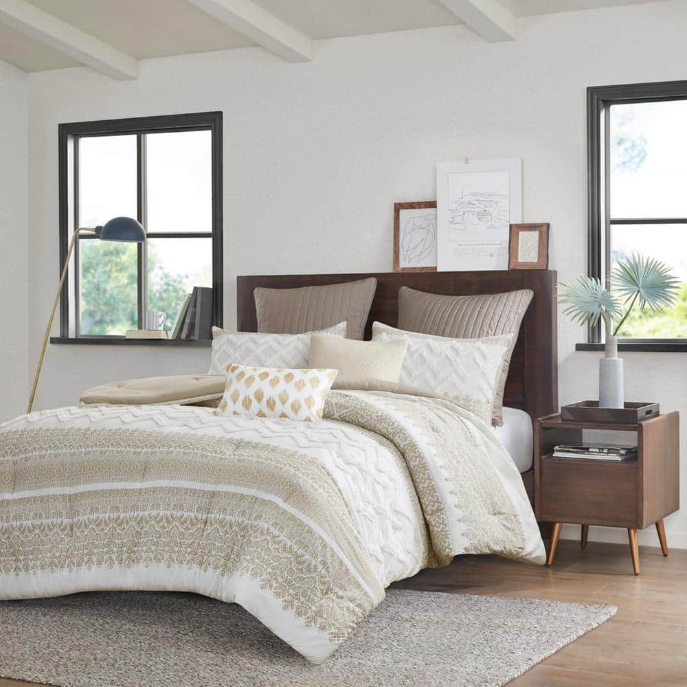 Taupe and White Cotton Full Comforter Set with Chenille Tufting