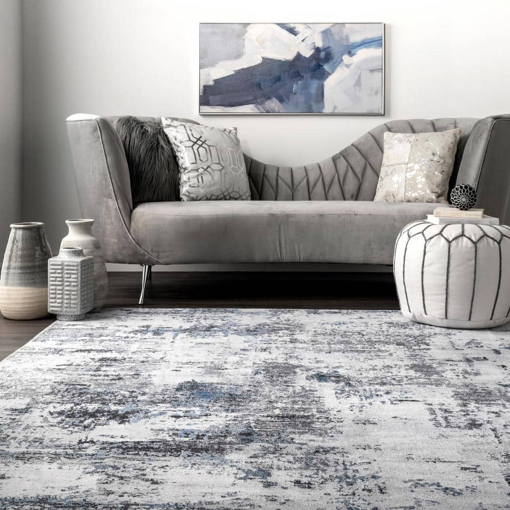 Reversible Abstract Gray Synthetic 4' x 6' Easy-Care Area Rug