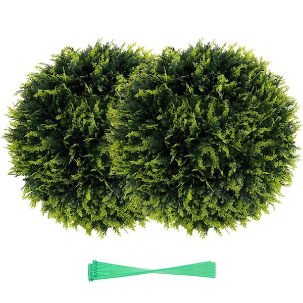 Costway 2-Pieces 18 in. Artificial Cedar Topiary Balls Sun-protective Round Greenery Bushes