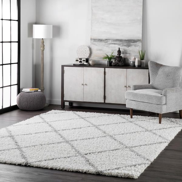 Shanna Easy Shag White 10 ft. x 14 ft. Area Rug