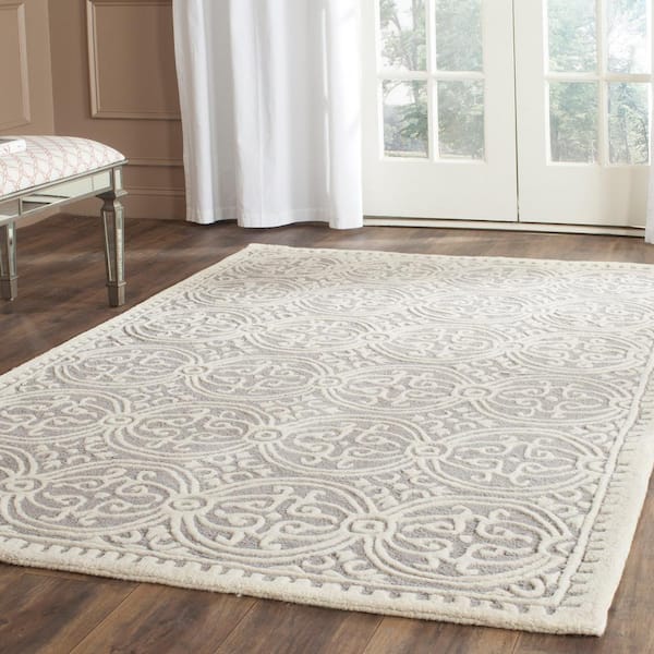 Cambridge Silver/Ivory 12 ft. x 18 ft. Geometric Medallion Area Rug