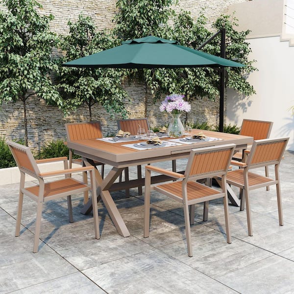 7-Piece Outdoor Garden Set of Six Iron Camel Chairs and an Extendable Table Dining Set