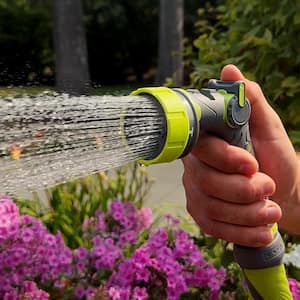 Heavy-Duty 7-Pattern Adjustable Flow Garden Hose Nozzle