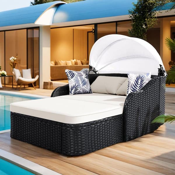 Eljget Modern Style Black Wicker Outdoor Day Bed with White Cushion