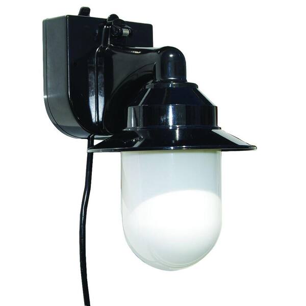 Polymer Products Black Outdoor Portable Black Wall Lantern Sconce with Suction Cup