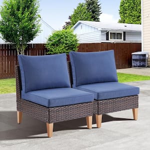 Brown Wicker Outdoor Lounge Chair with CushionGuard Blue Cushions (2-Pack)