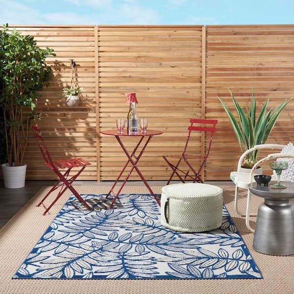 Aloha Ivory/Navy 5 ft. x 7 ft. Floral Modern Indoor/Outdoor Patio Area Rug