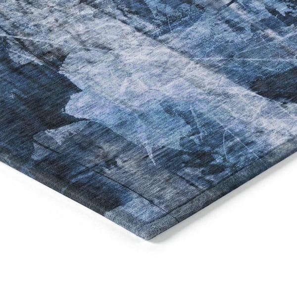 Navy Blue 8 ft. Round Woven Floral Round Indoor/Outdoor Area Rug