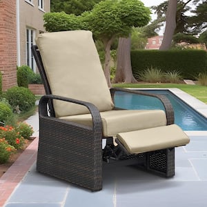 Outdoor Garden Wicker Reclining Lounge Chair with Khaki Cushion