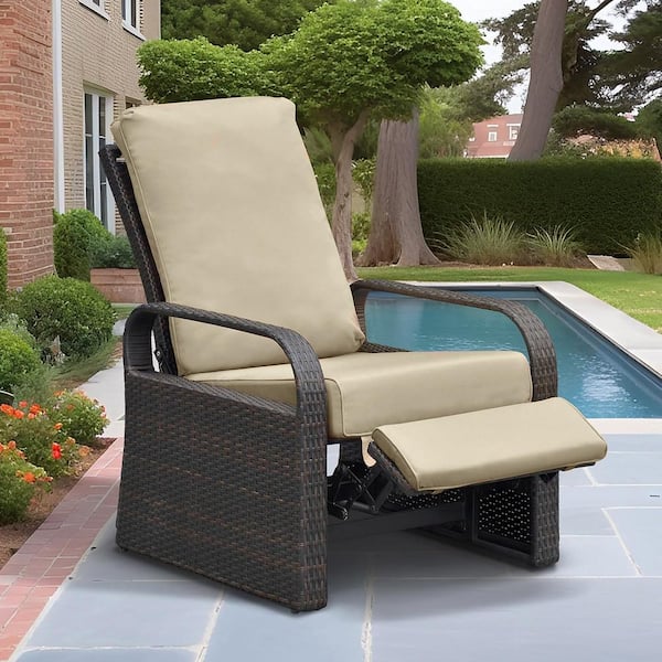 AUTMOON Outdoor Garden Wicker Reclining Lounge Chair with Khaki Cushion