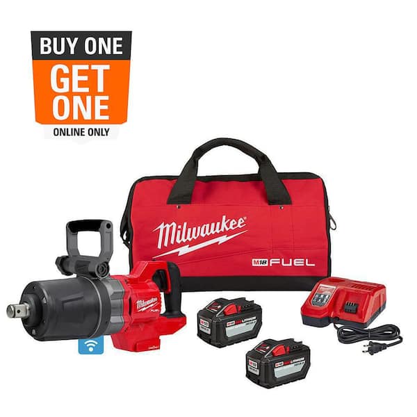 M18 FUEL 18V Lithium-Ion Brushless Cordless 1 in. Impact Wrench with D-Handle Kit with Two 12.0 Ah Batteries