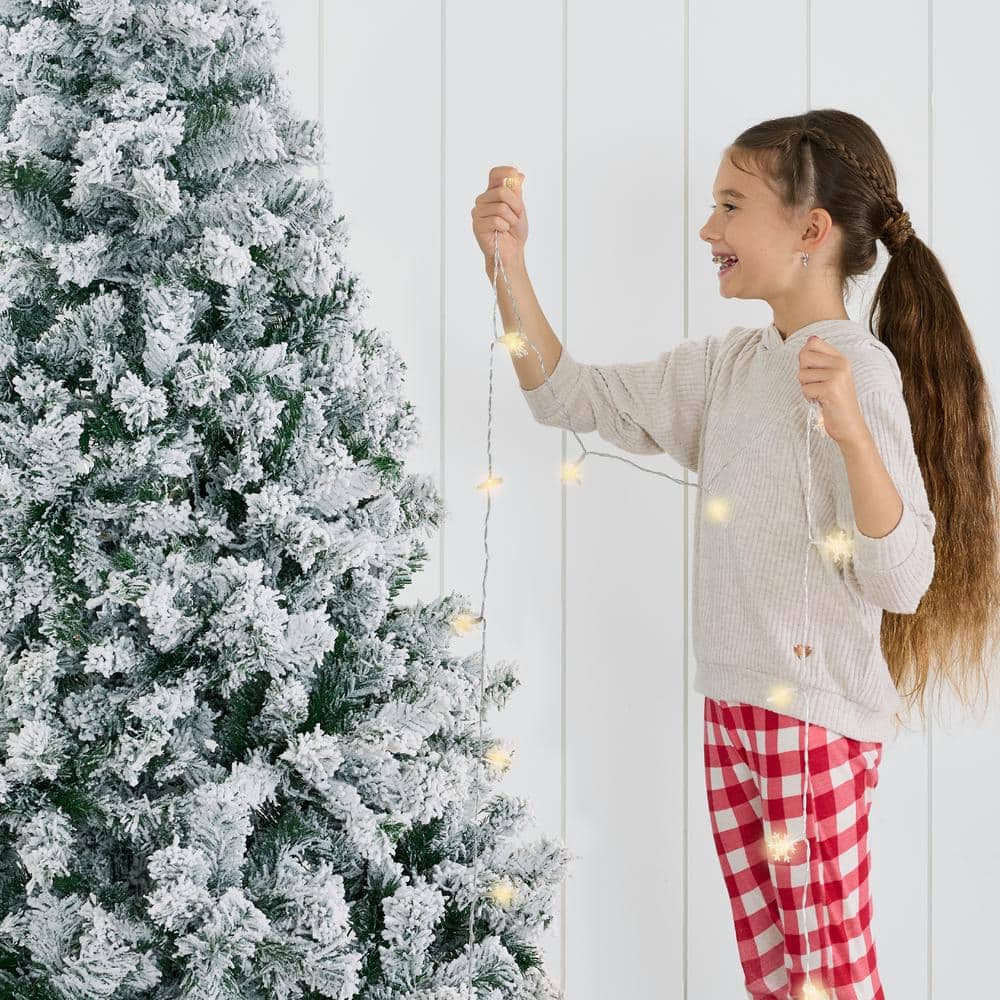 4.5ft Snow Flocked Pine Christmas Tree with Metal Stand