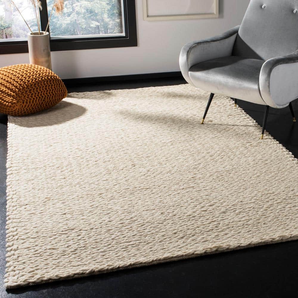 Handmade Ivory Braided Wool 6' Square Area Rug