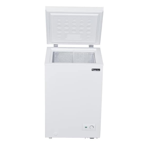 Magic Chef 3.5 cu. ft. Manual Defrost Chest Freezer in White
